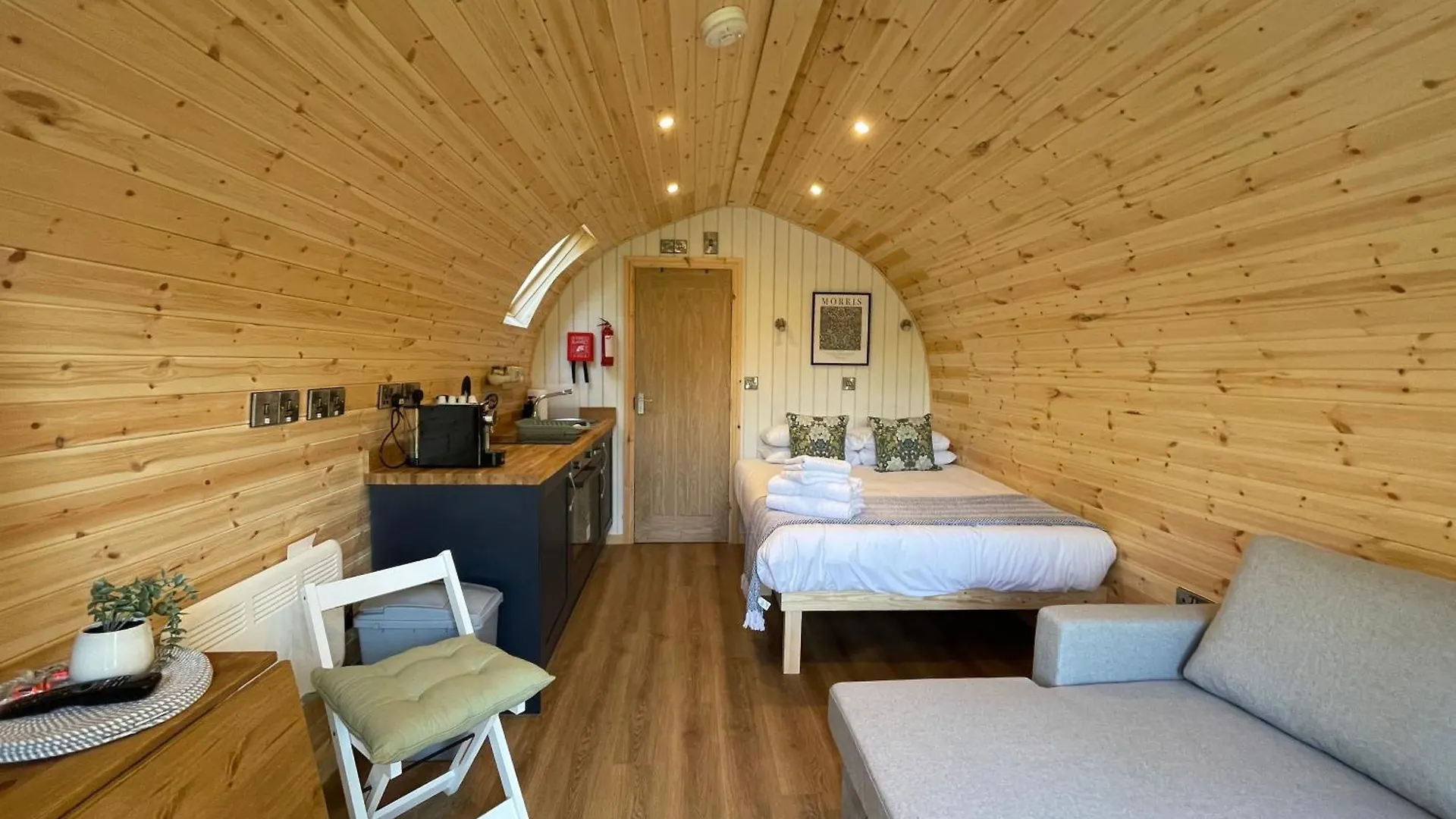 Great Hallingbury Lodges